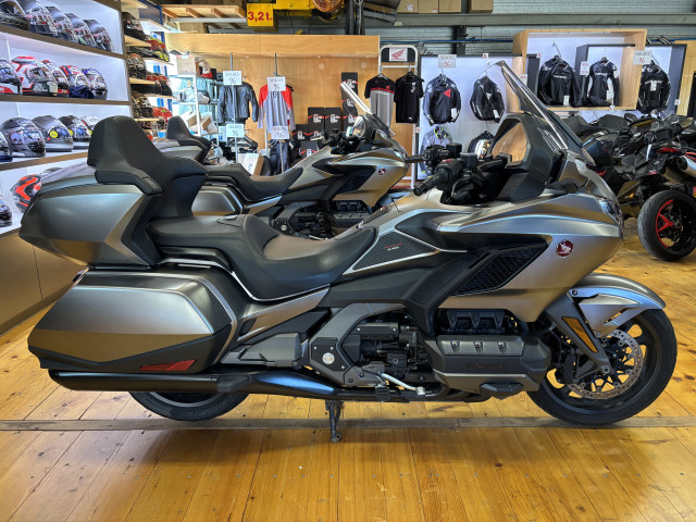 HONDA GL 1800 Gold Wing B Touring Occasion HONDA GL 1800 Gold Wing B Touring Occasion