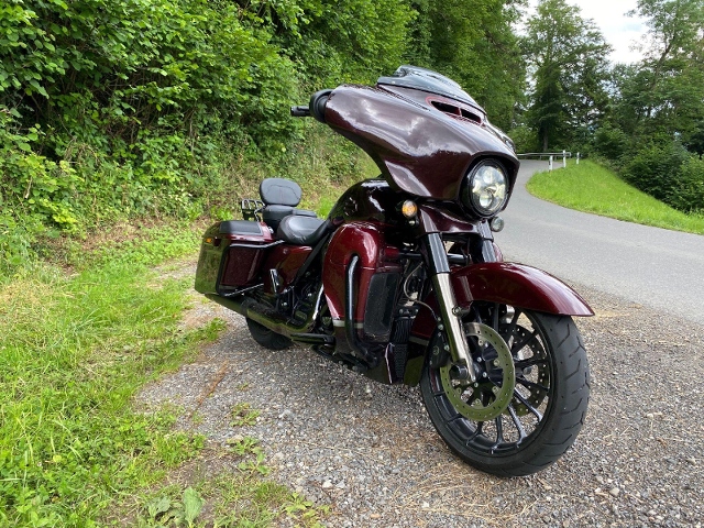 HARLEY-DAVIDSON FLHXSE 1923 CVO Street Glide 117 Touring Used