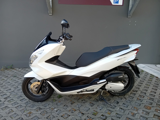 HONDA PCX 125 Roller Occasion