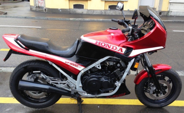 HONDA VF 1000 F Touring Usato