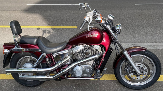 HONDA VT 1100 C Shadow Custom Occasion