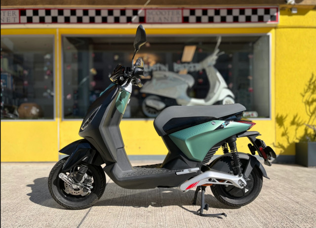 PIAGGIO 1 Active Scooter New vehicle