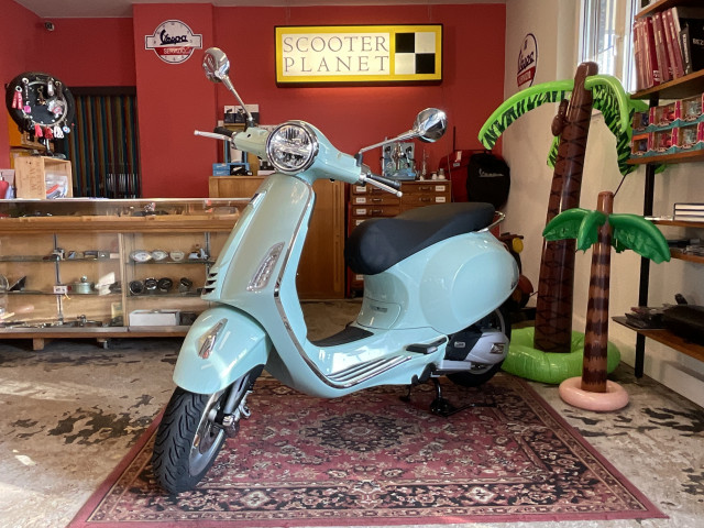 PIAGGIO Vespa Primavera 125 Scooter Moto nuova