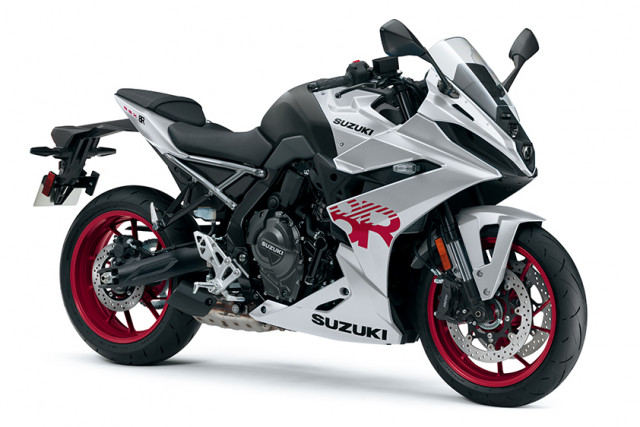 SUZUKI GSX-8R Sport Vorführfahrzeug