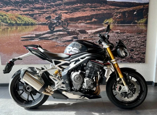 TRIUMPH Speed Triple 1200 RS Naked Occasion