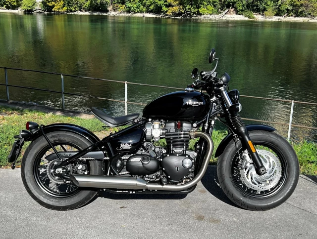 TRIUMPH Bonneville Bobber 1200 Retro Modèle démo