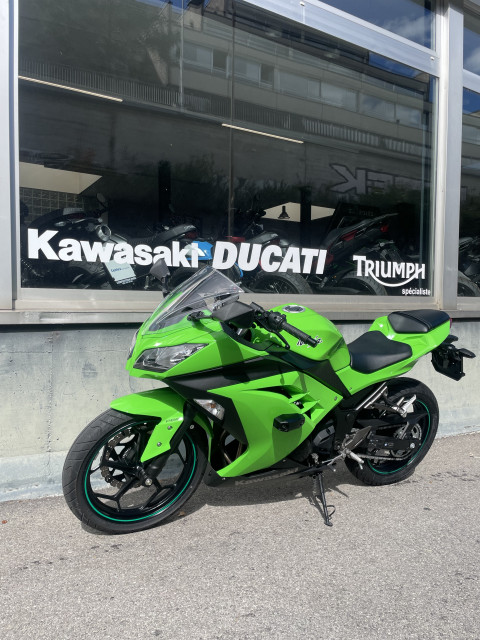 Kawasaki ninja outlet 300 2nd hand