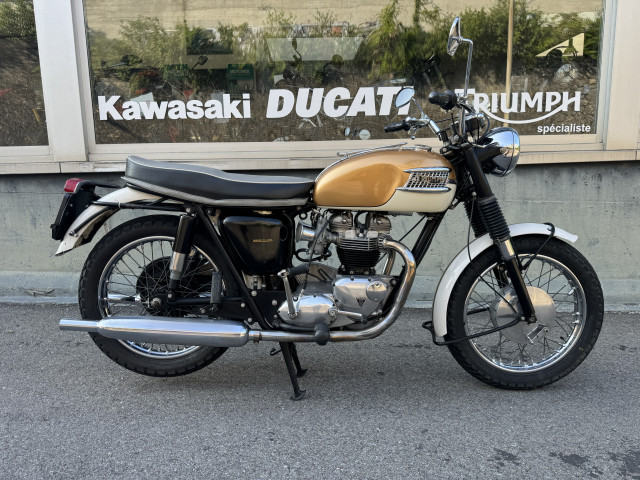 TRIUMPH T 120 Bonneville Touring Usato