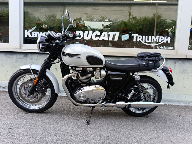 TRIUMPH Bonneville T120 Diamond Edition Retro Occasion