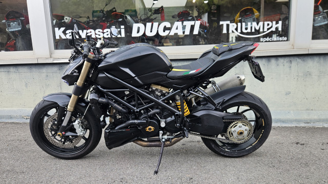DUCATI Streetfighter 848 Naked Occasion