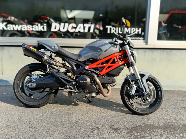 DUCATI 696 Monster Naked Occasion