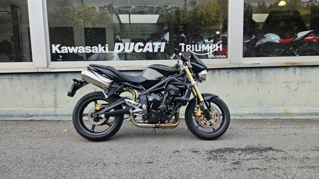 TRIUMPH Street Triple 675 Naked Occasion TRIUMPH Street Triple 675 Naked Occasion