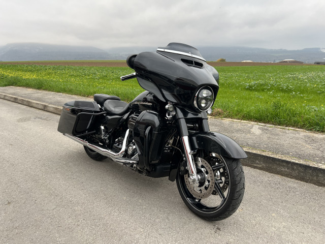 HARLEY-DAVIDSON FLHXSE 1868 CVO Street Glide Touring Occasion