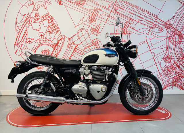 TRIUMPH Bonneville T120 Retro Occasion