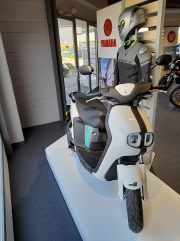 YAMAHA Neos Scooter Usato