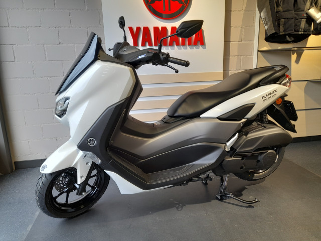 YAMAHA NMax 125 Scooter Usato