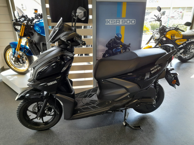 YAMAHA LCG 125 RayZR Scooter Used