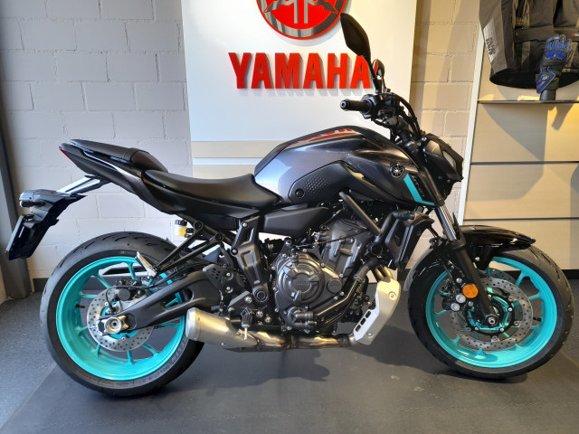 YAMAHA MT-07 Naked Neufahrzeug