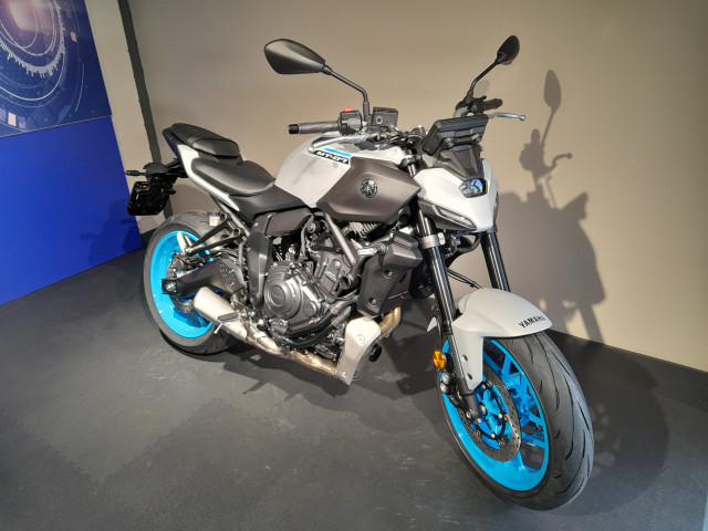 YAMAHA MT-07 Naked Neufahrzeug