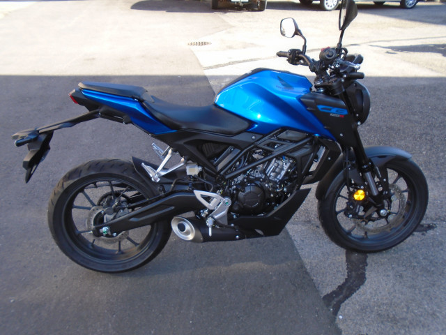 HONDA CB 125 R Naked Neufahrzeug