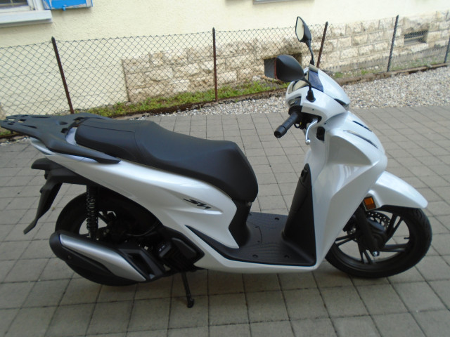 HONDA SH 125 Roller Neufahrzeug HONDA SH 125 Roller Neufahrzeug