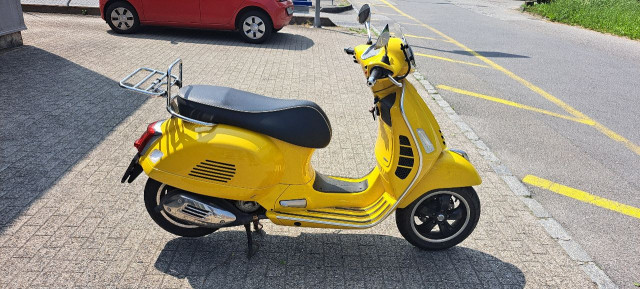 PIAGGIO Vespa GTS 300 HPE Super Roller Occasion