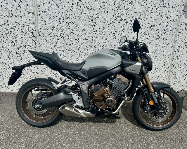 HONDA CB 650 R E-Clutch Naked Demo vehicle