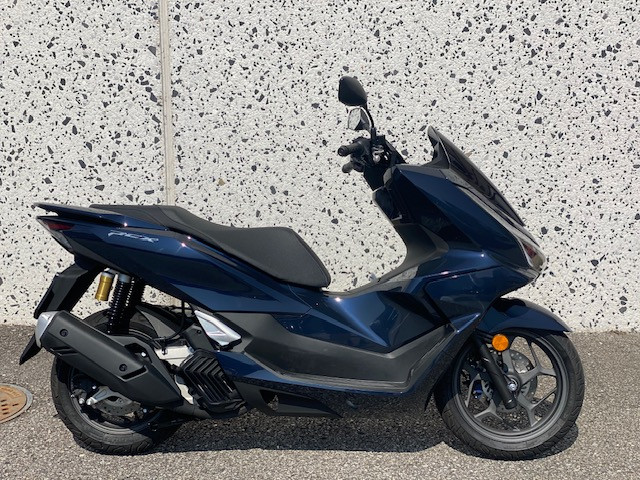 HONDA PCX 125 DX Roller Vorführfahrzeug