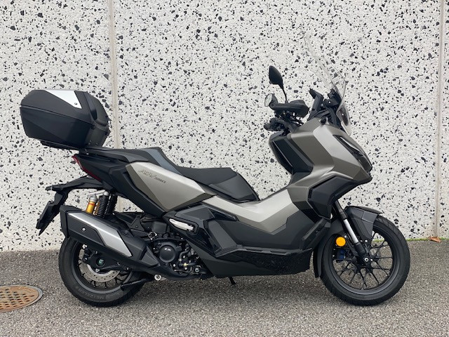 HONDA ADV 350 Smart Top Box Roller Occasion