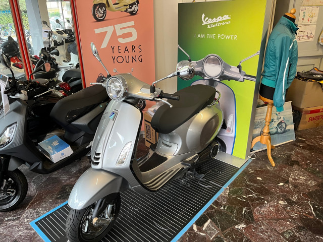 PIAGGIO Vespa Elettrica Scooter Occasion