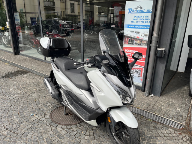 HONDA NSS 300 Forza Roller Occasion
