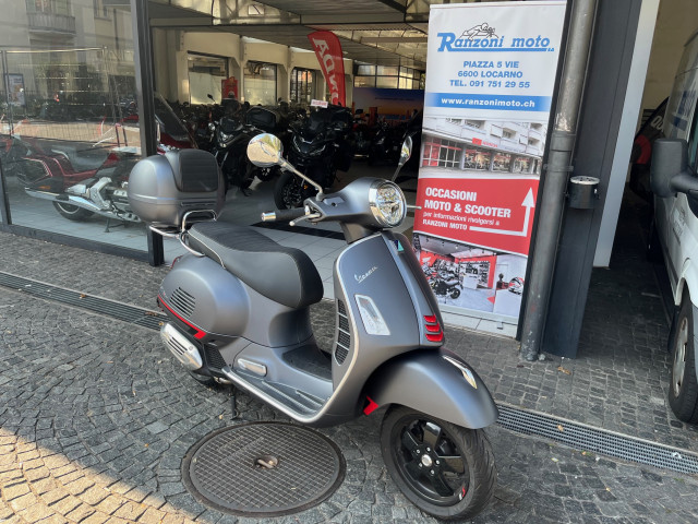 PIAGGIO Vespa GTS 125 Roller Occasion