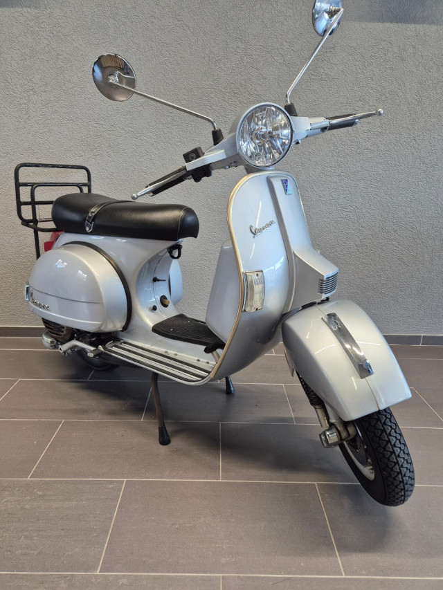 PIAGGIO Vespa PX 125 E Scooter Usato