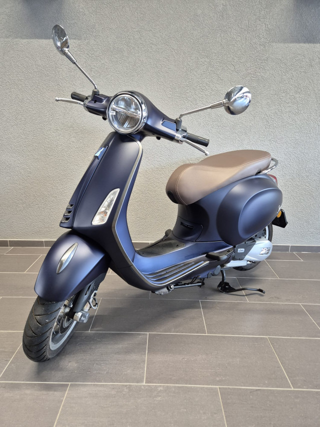 PIAGGIO Vespa Primavera 125 Scooter Usato