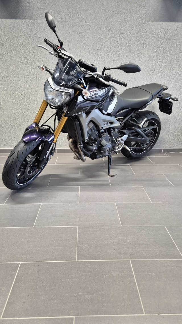 YAMAHA MT-09 Naked Usato