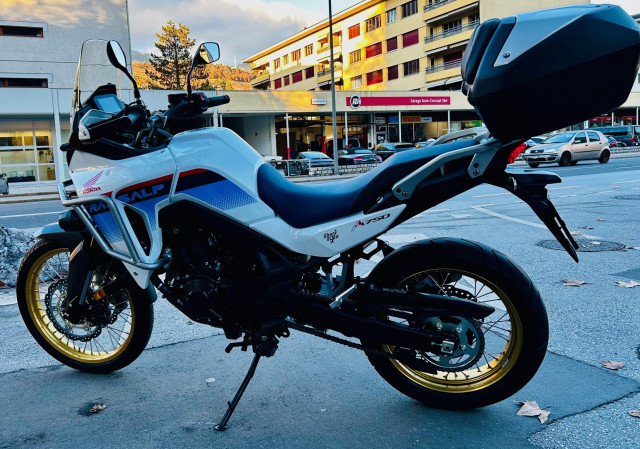 HONDA XL 750 Transalp Tricolor Enduro Occasion