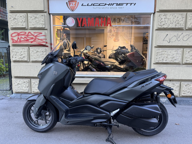 YAMAHA X-Max 300 Roller Vorführfahrzeug