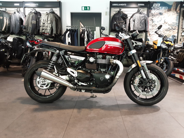 TRIUMPH Speed Twin 1200 Retro Occasion