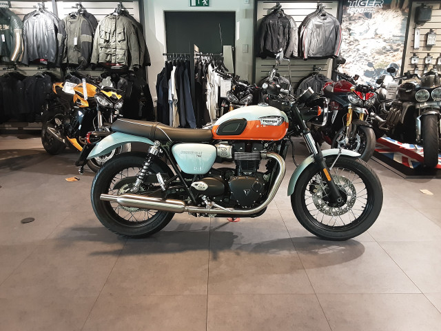 TRIUMPH Bonneville T100 Retro Occasion