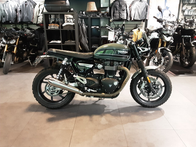 TRIUMPH Speed Twin 1200 Retro Occasion
