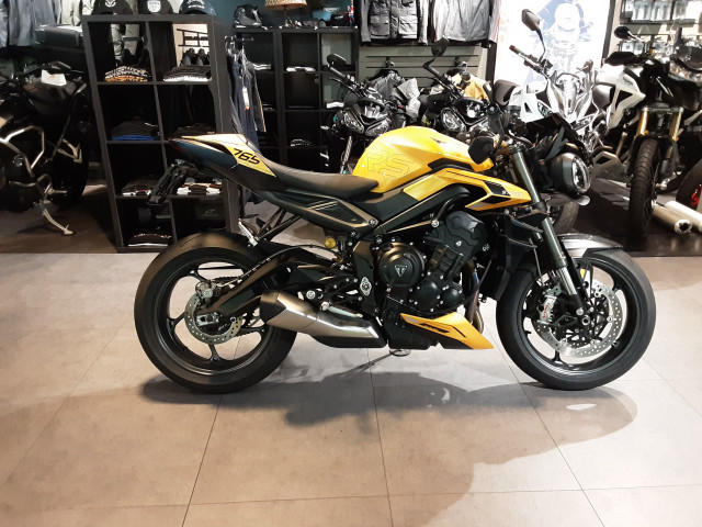 TRIUMPH Street Triple 765 RS Naked Occasion