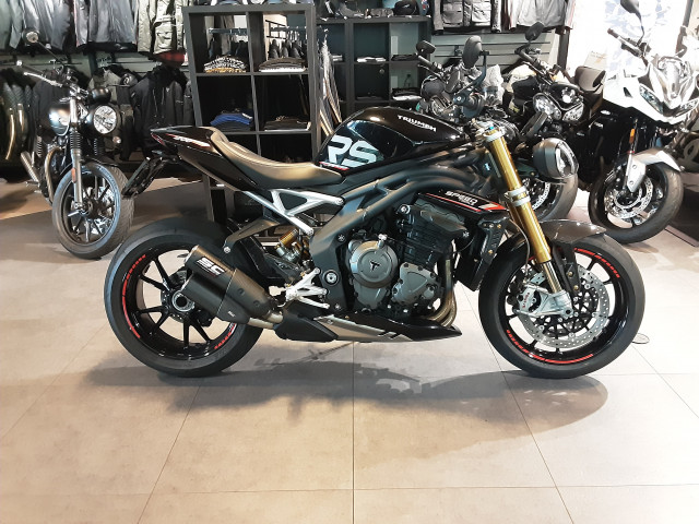 TRIUMPH Speed Triple 1200 RS Naked Occasion