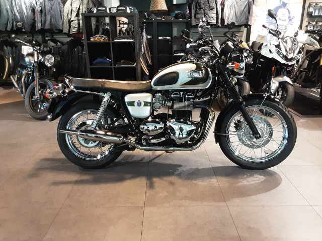 TRIUMPH Bonneville 900 Retro Occasion