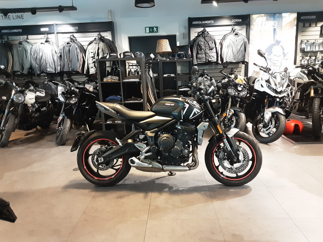 TRIUMPH Trident 660 Naked Occasion