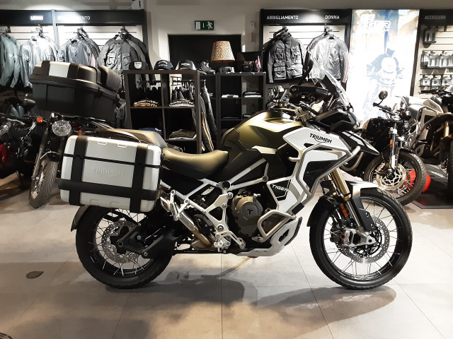 TRIUMPH Tiger 1200 Rally Explorer Enduro Occasion TRIUMPH Tiger 1200 Rally Explorer Enduro Occasion