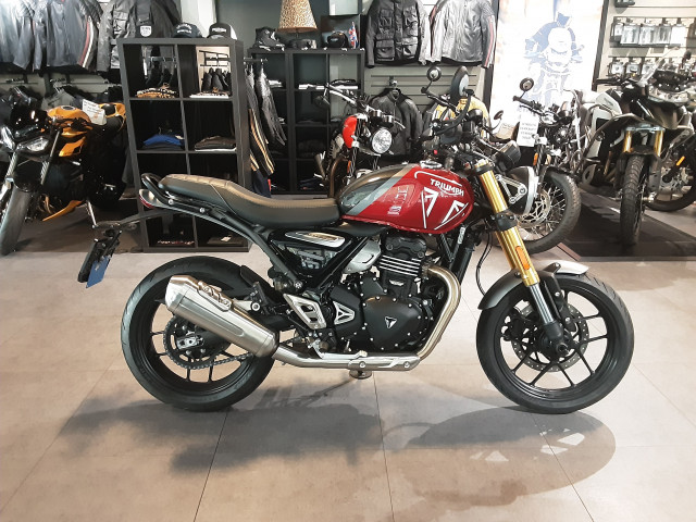 TRIUMPH Speed 400 Retro Vorführfahrzeug