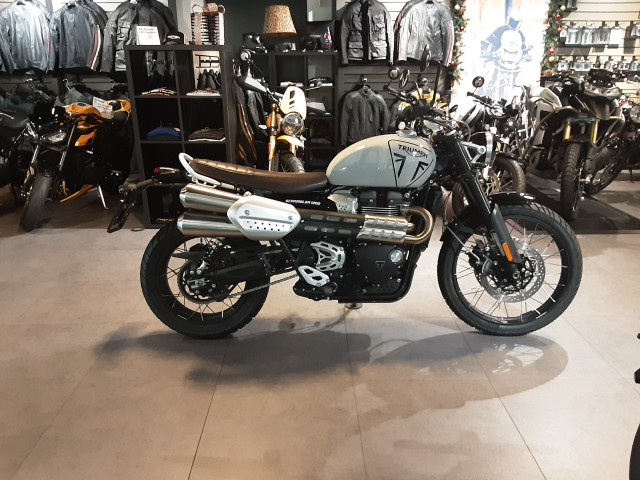 TRIUMPH Scrambler 1200 X Retro Vorführfahrzeug