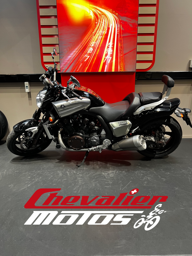 YAMAHA VMX 1700 V-Max Naked Occasion