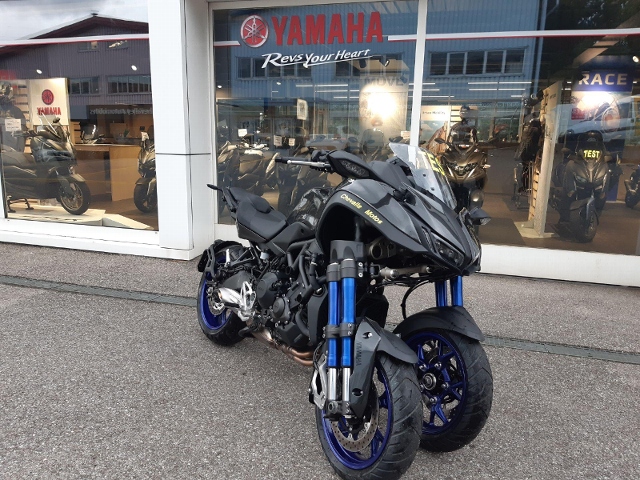 YAMAHA Niken 900 Touring Usato