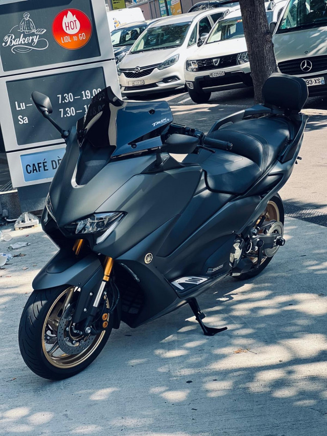 YAMAHA TMax 560 Tech Max Scooter Usato